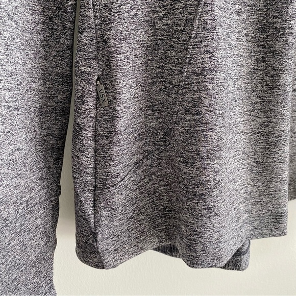Victoria’s Secret Knockout Sport Grey Jacket Size Small NWOT - Picture 2 of 6